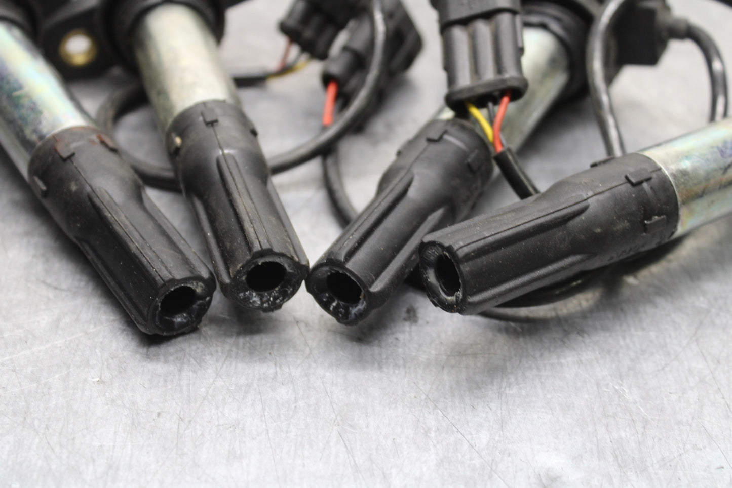 10-11 APRILIA RSV4 R IGNITION COILS COIL SPARK PLUG CAPS BB120