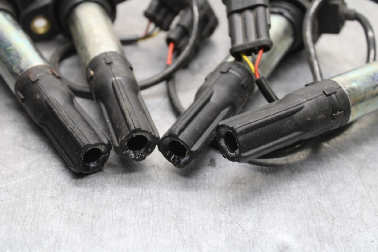 10-11 APRILIA RSV4 R IGNITION COILS COIL SPARK PLUG CAPS BB120