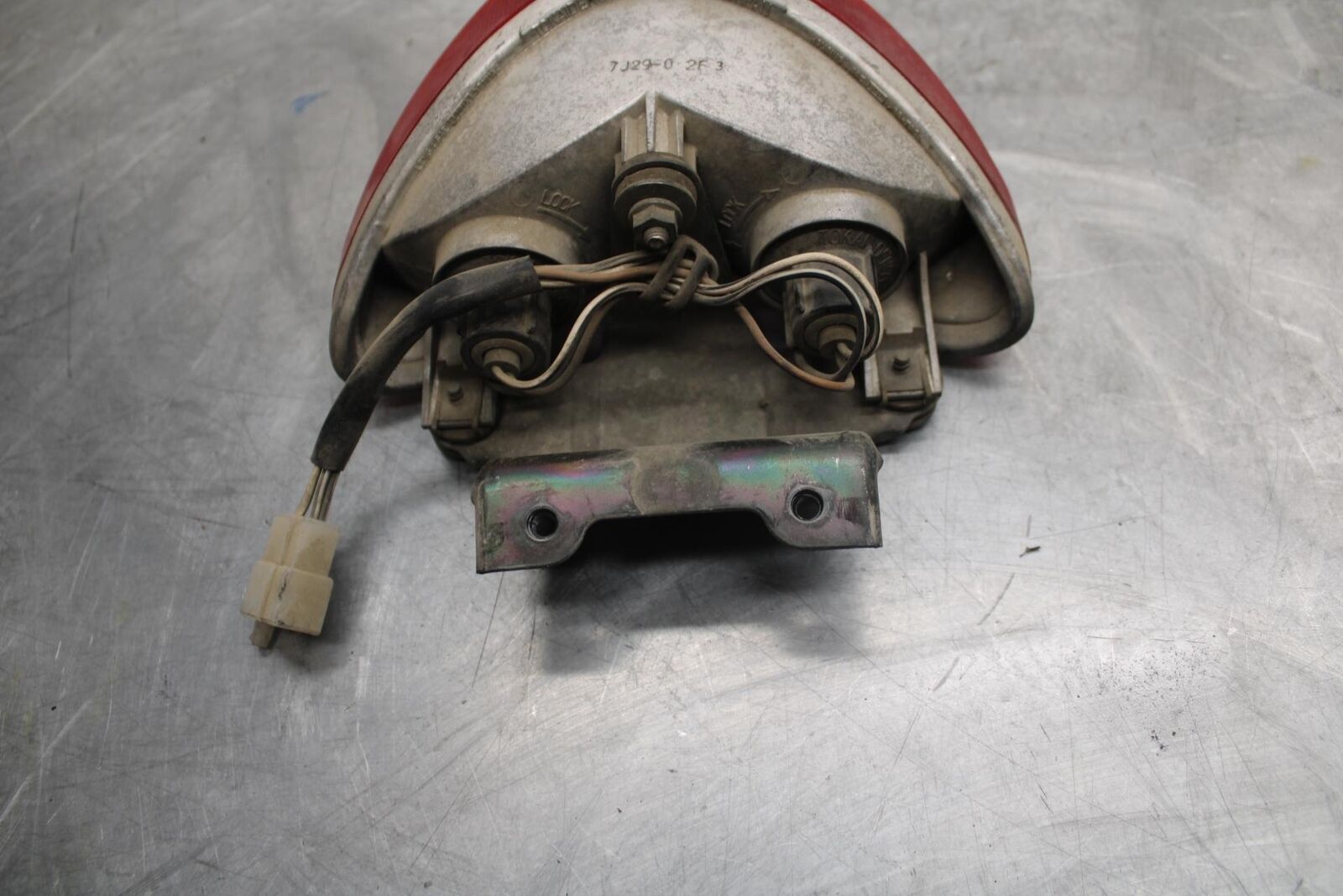 1998 Suzuki TL1000S REAR TAIL TAILLIGHT BACK BRAKE LIGHT BB508