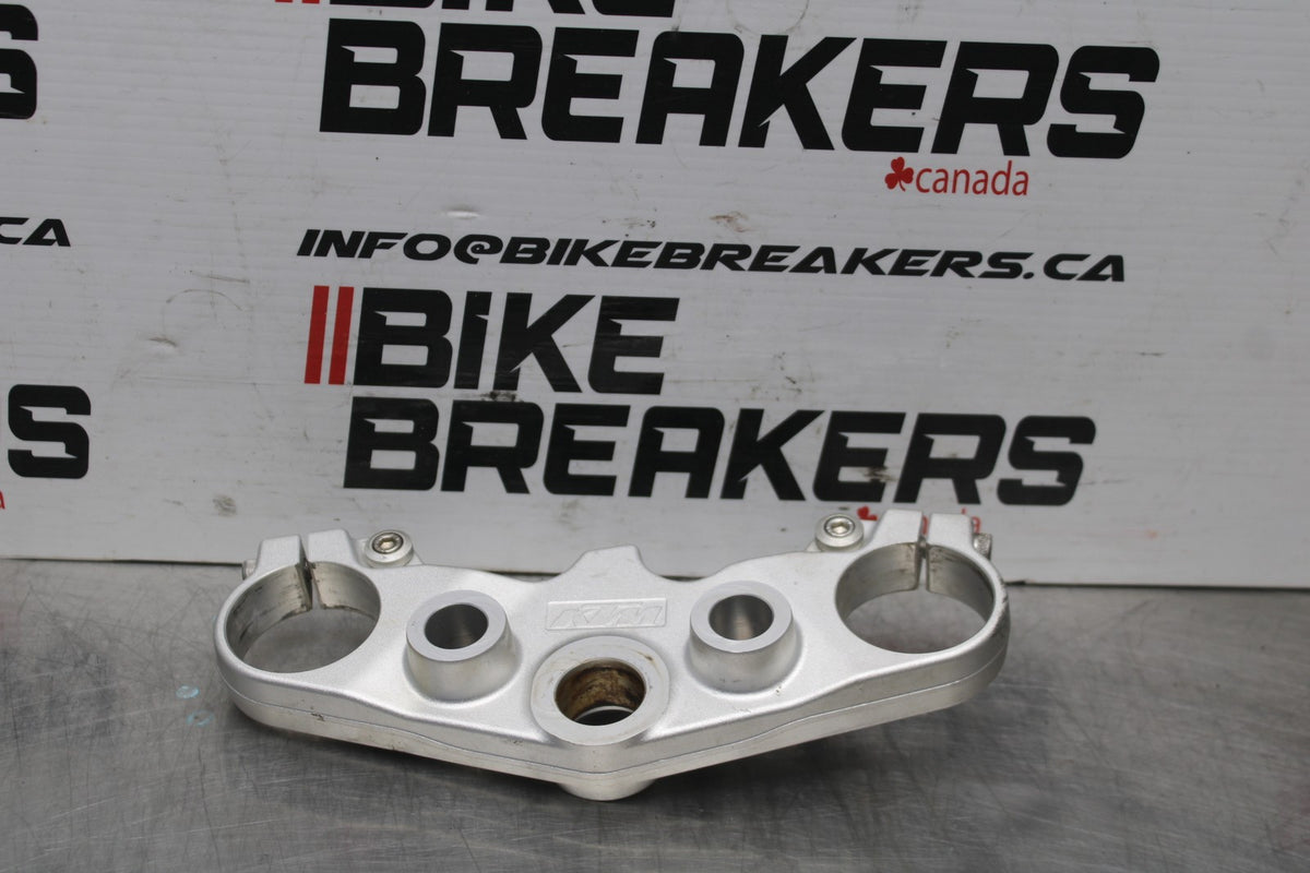 13-16 KTM 390 DUKE FORKS UPPER TRIPLE TREE CLAMP BB815