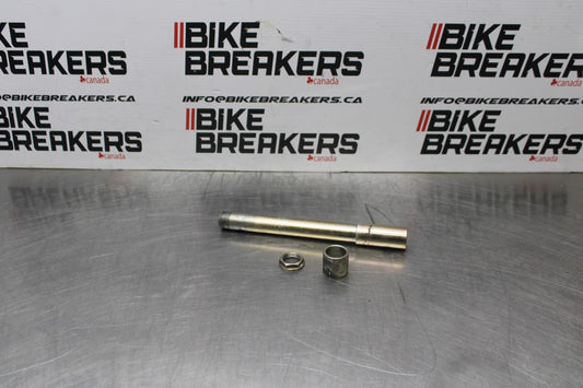02 DUCATI MONSTER 620 FRONT WHEEL RIM AXLE PIVOT BOLT BB851