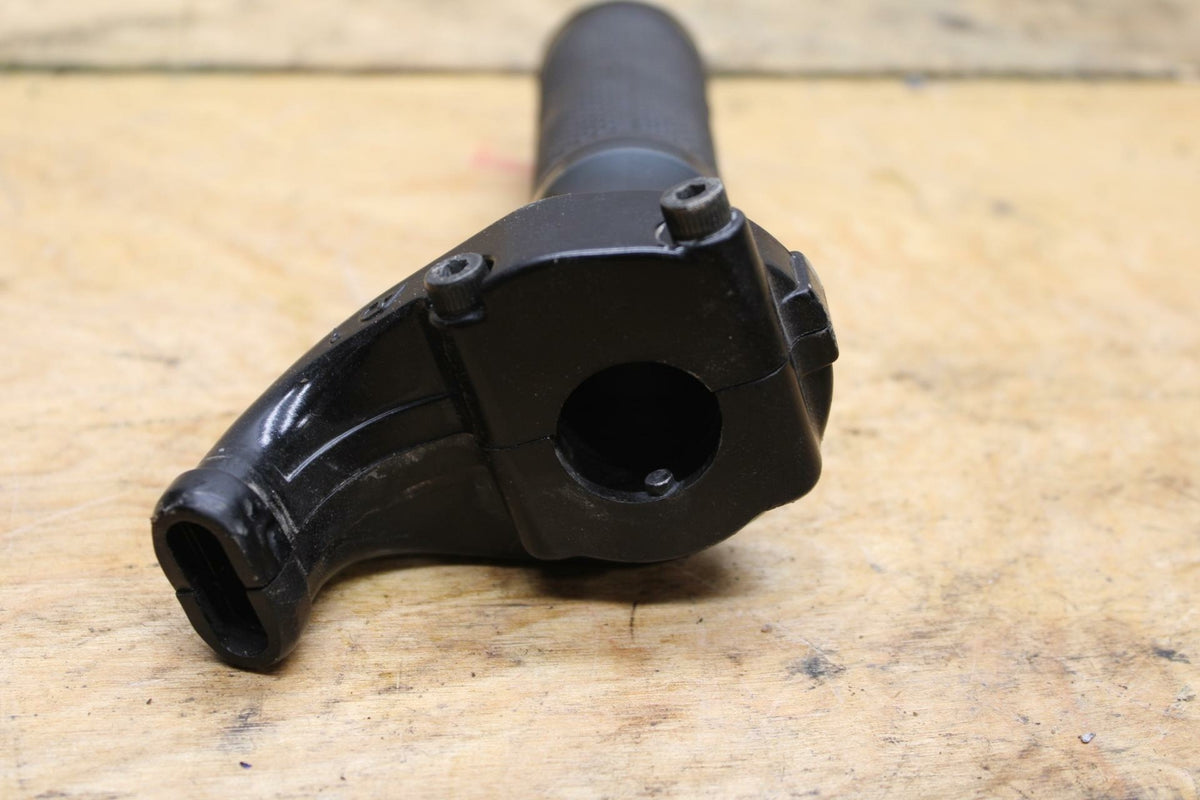 07-08 YAMAHA YZF R1 THROTTLE CABLE LINE HOUSING GUIDE BB337