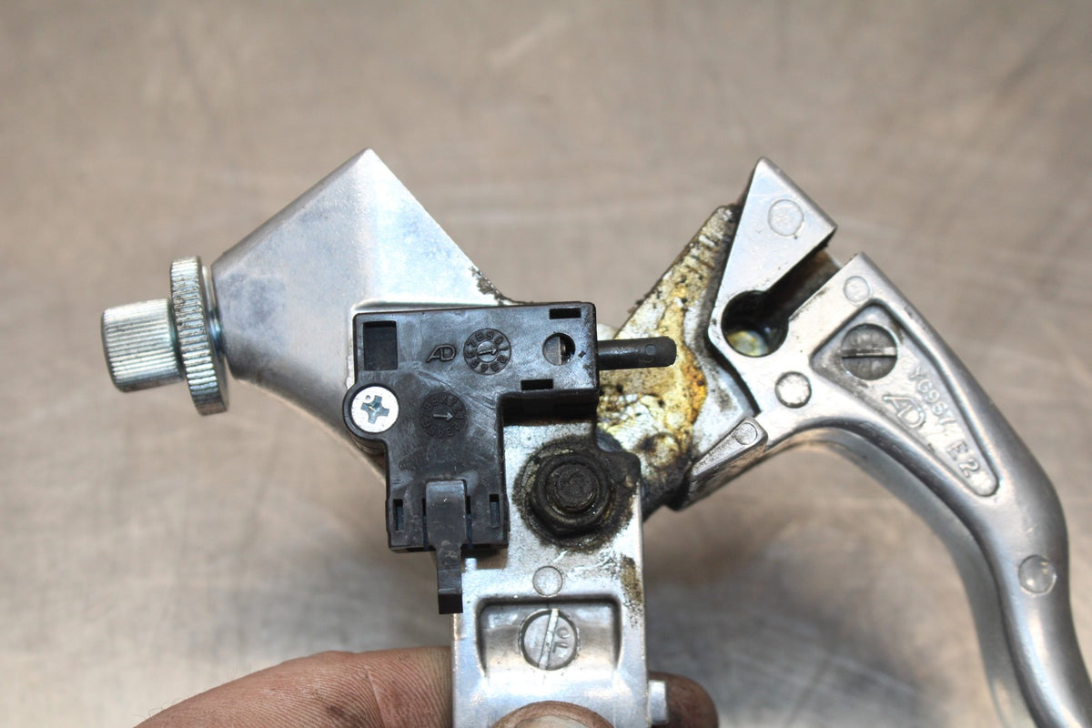 99-09 YAMAHA V STAR 1100 CLUTCH PERCH MOUNT WITH LEVER  BB853