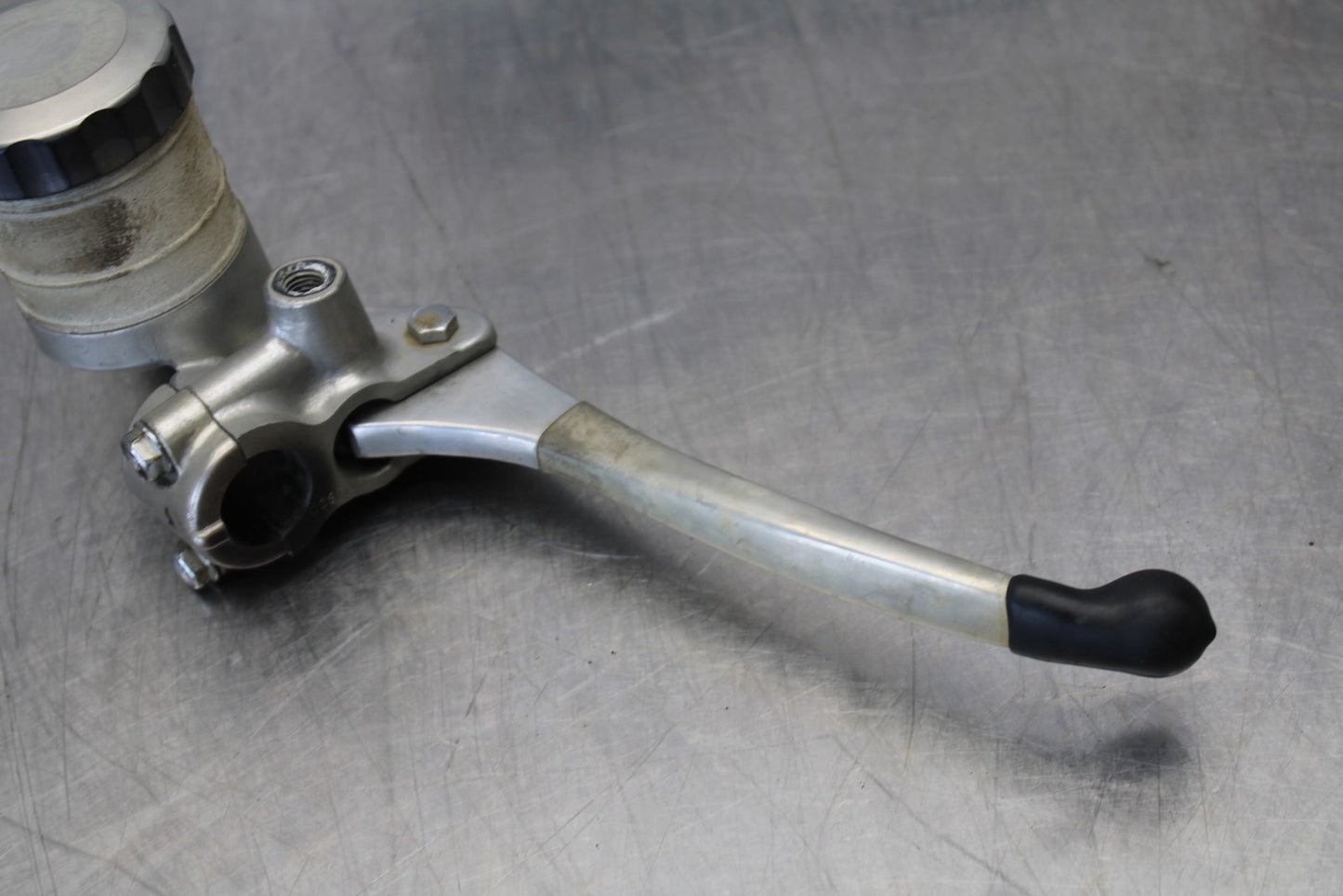 78-79 HONDA GOLDWING 1000 FRONT BRAKE MASTER CYLINDER BB171