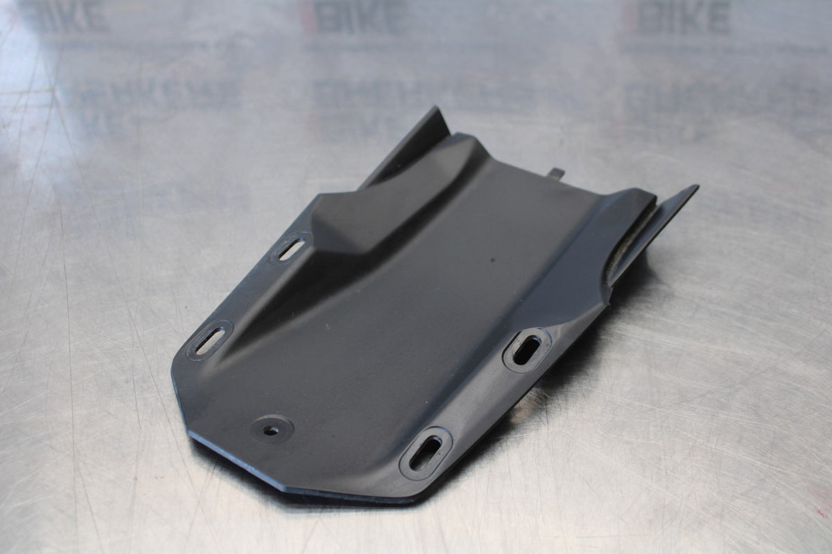 22-25 YAMAHA YZF R7 REAR BACK TAIL UNDERTAIL FAIRING COWL FENDER BB176