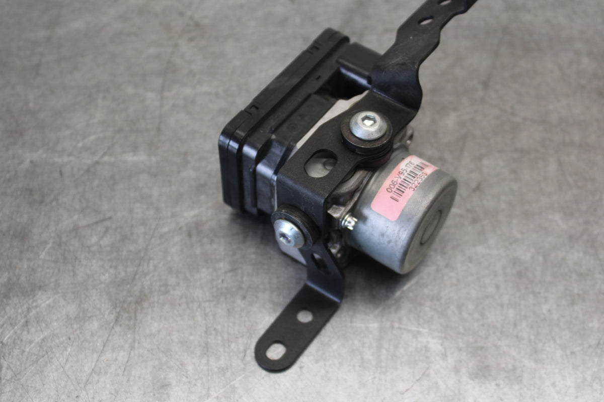 18-23 KAWASAKI NINJA 400 ABS PUMP UNIT MODULE  BB679