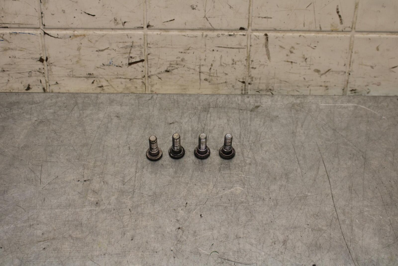 1992 Honda CBR900RR REAR BACK BRAKE ROTOR BOLTS DISC HARDWARE SCREW KIT SET BB63