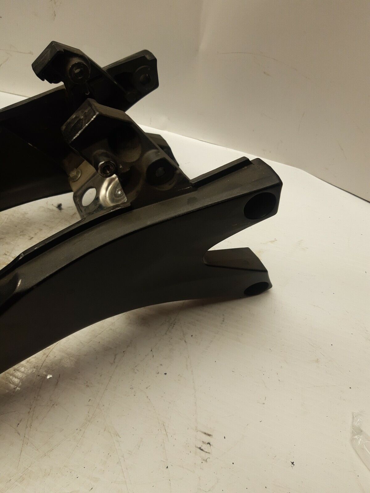 06-07 SUZUKI GSXR600 REAR SUBFRAME BACK SUB FRAME BB245