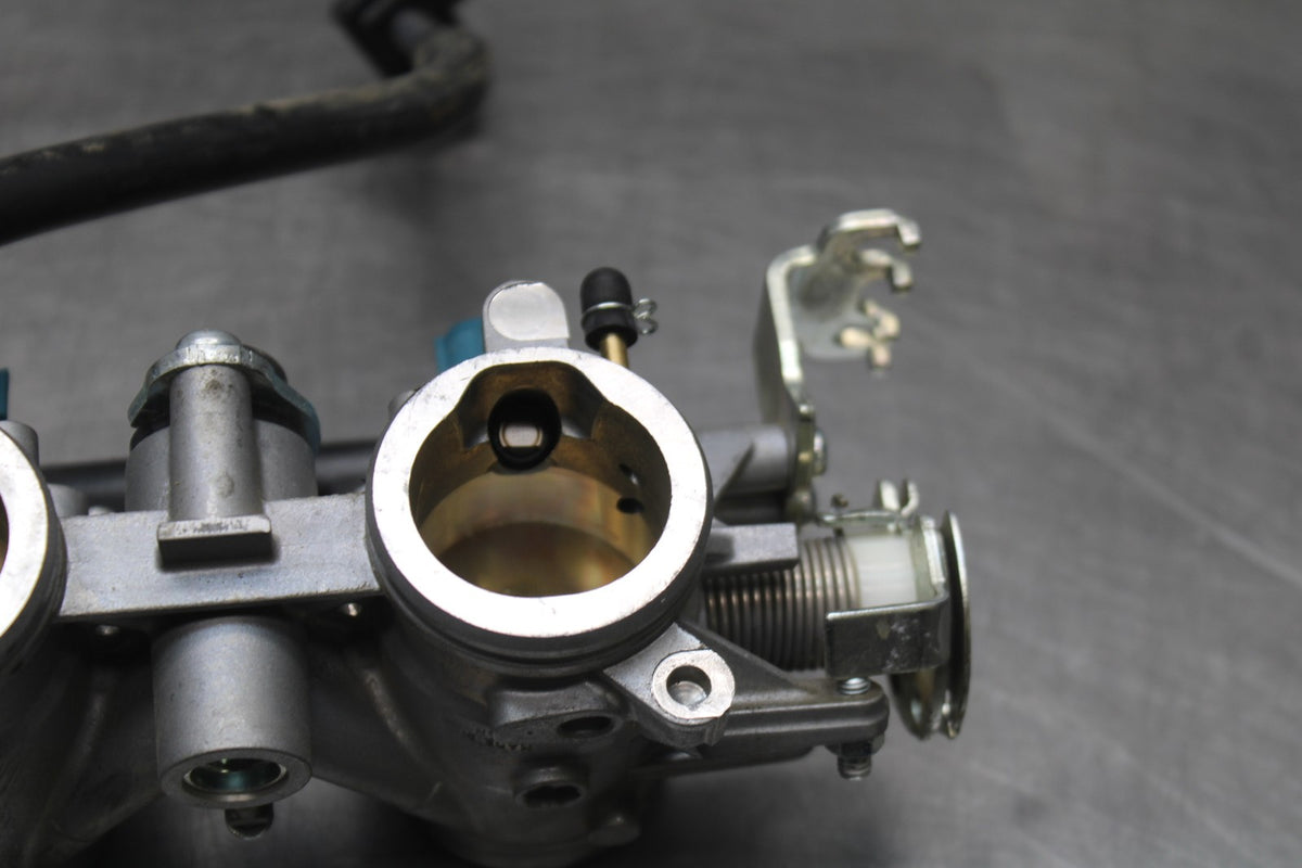 23-24 YAMAHA MT-07 MAIN FUEL INJECTORS / THROTTLE BODIES BB927