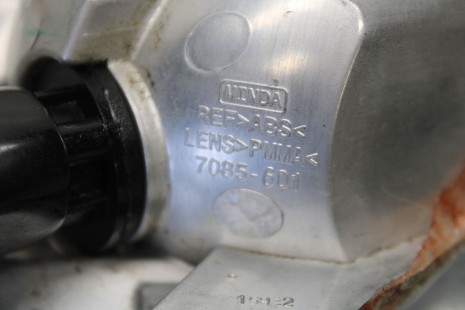 18-23 KAWASAKI NINJA 400 RIGHT FRONT TURN SIGNAL LIGHT INDICATOR BB660