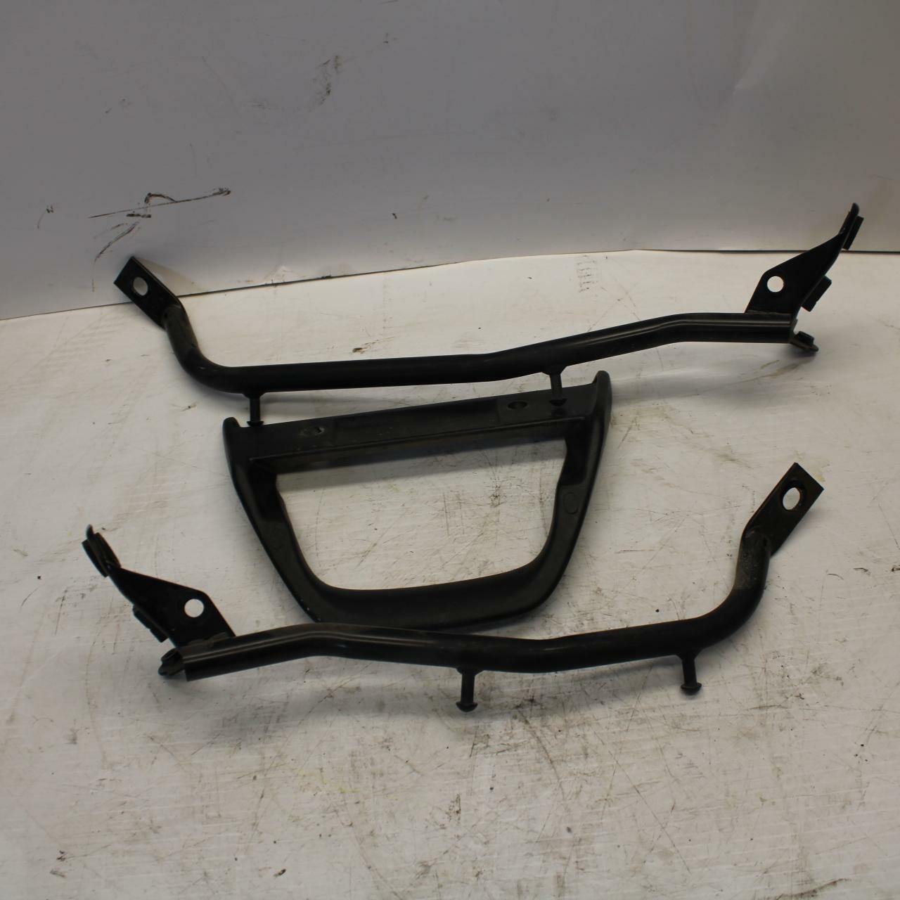 04-09 SUZUKI GS500F PASSENGER REAR  GRAB BAR HANDLE SET 46211C01D00JETN BB261