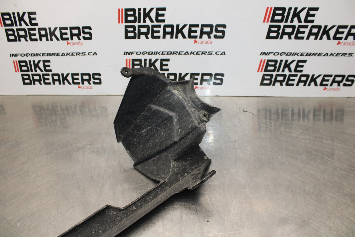 13-17 KAWASAKI NINJA 300 EX300 ABS REAR DRIVE CHAIN GUARD COVER SHIELD  BB187