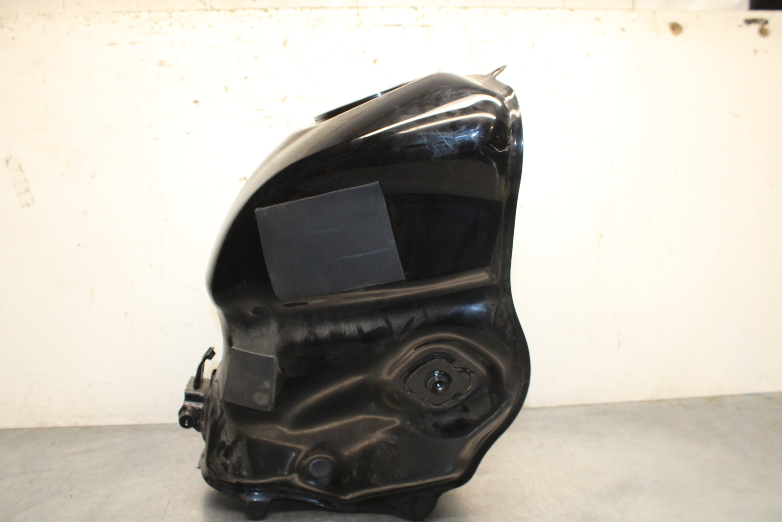 09 HONDA CBR600RR GAS TANK FUEL CELL PETROL RESERVOIR BB760