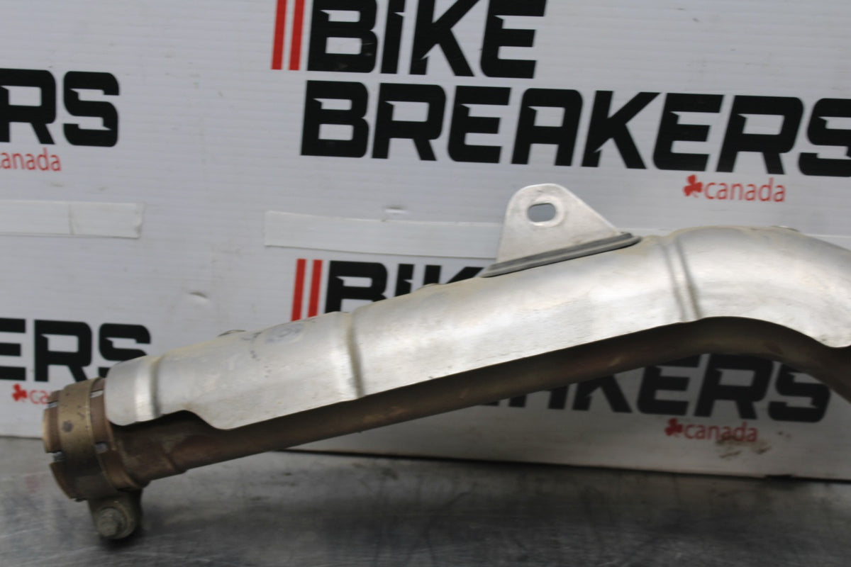 05-06 KAWASAKI NINJA ZX6R EXHAUST MIDPIPE MID MIDDLE PIPE BB877