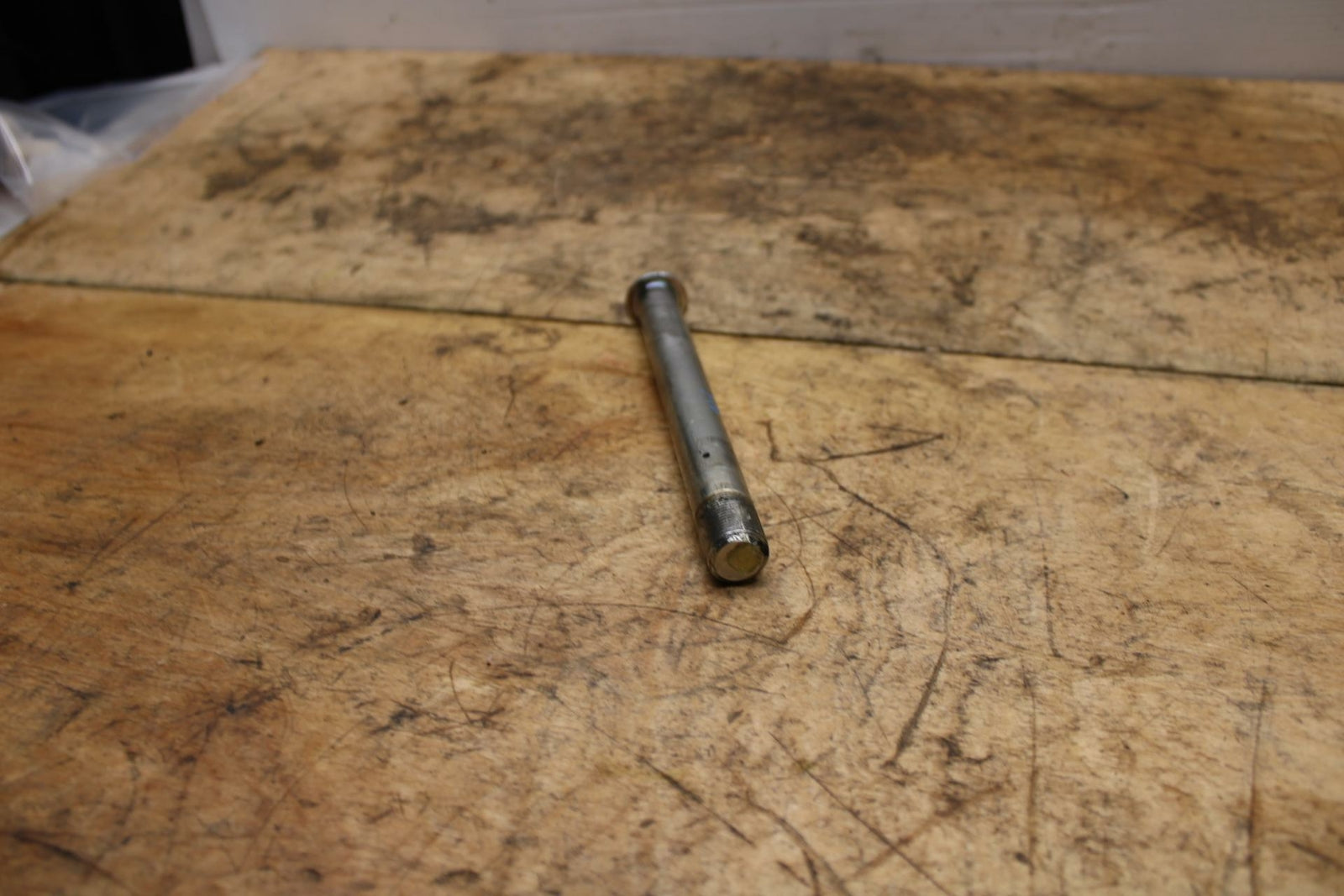 05-08 KAWASAKI VULCAN 1500 VN1500N CLASSIC REAR BACK SWINGARM BOLT BB343