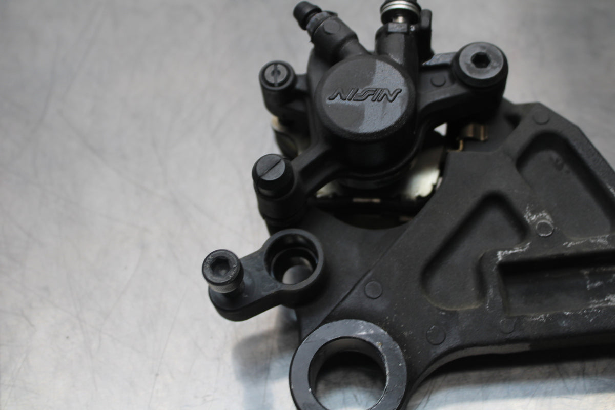13-17 KAWASAKI NINJA ZX6R ZX636 ABS BACK BRAKE CALIPER W MOUNT BRACKET BB143
