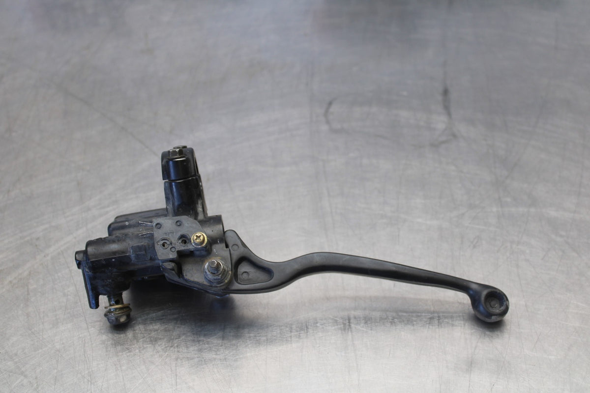 06 KAWASAKI KLR650 FRONT BRAKE MASTER CYLINDER w/ LEVER BB919