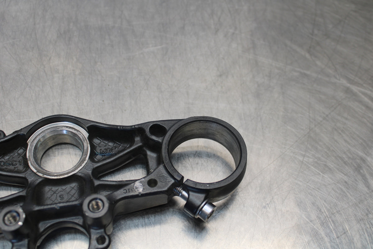 12-16 HONDA CBR1000RR FORKS UPPER TRIPLE TREE CLAMP BB157