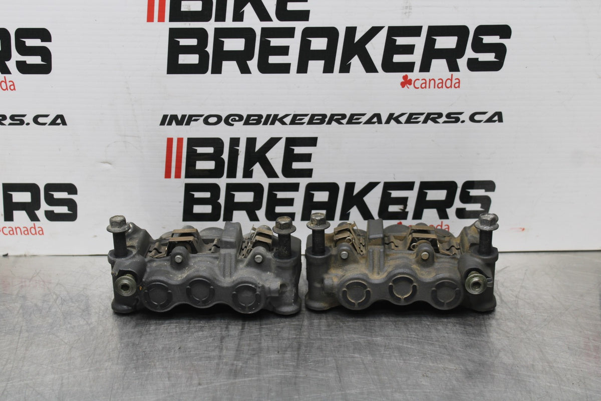 07-08 YAMAHA YZF R1 RIGHT LEFT FRONT BRAKE CALIPER SET PAIR CALIPERS BB771