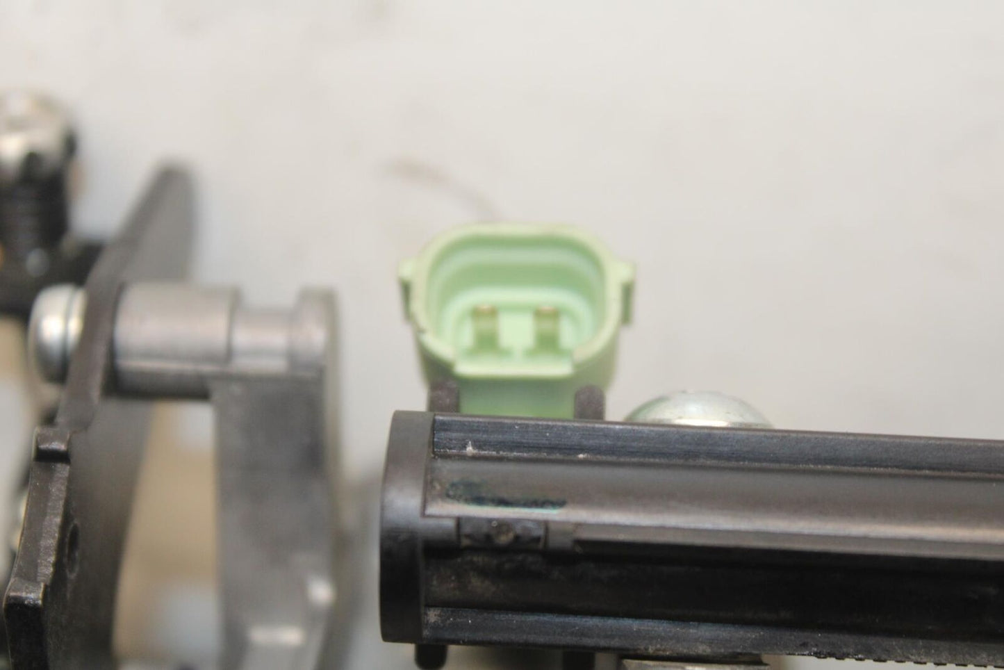 12-17 KAWASAKI ER-6N Z650 MAIN FUEL INJECTORS / THROTTLE BODIES BB607