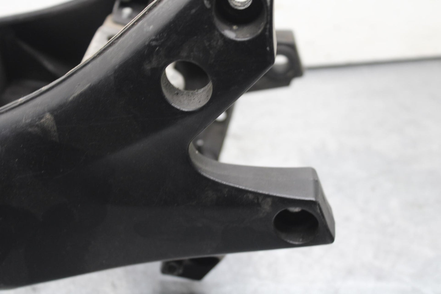 06-07 SUZUKI GSXR 600 750 FRONT SUBFRAME SUB FRAME BB98