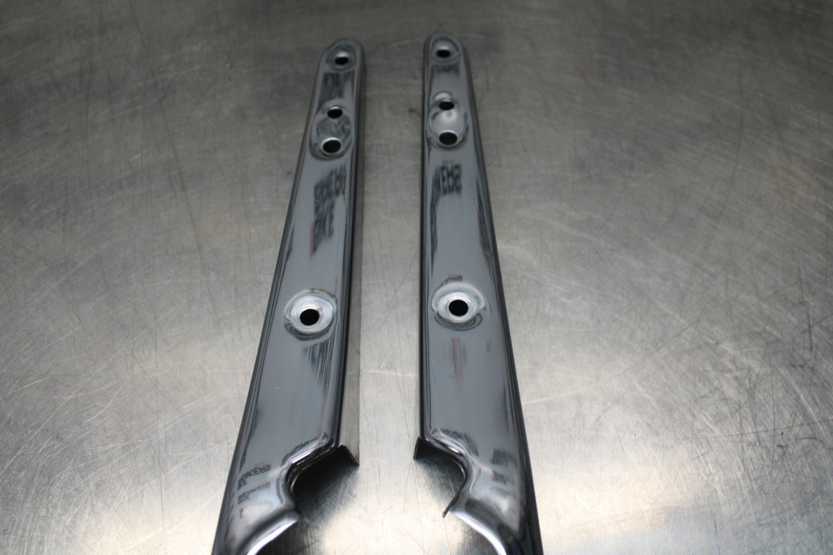 09 HARLEY-DAVIDSON SPORTSTER 1200 CUSTOM XL1200C REAR FRAME COVERS STRUTS  BB776