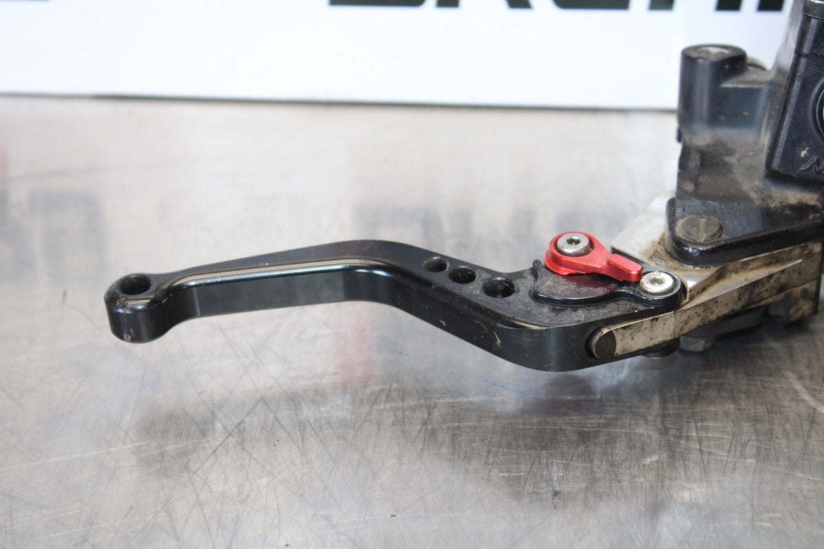 03-06 KAWASAKI Z1000 FRONT BRAKE MASTER CYLINDER w/ LEVER BB164
