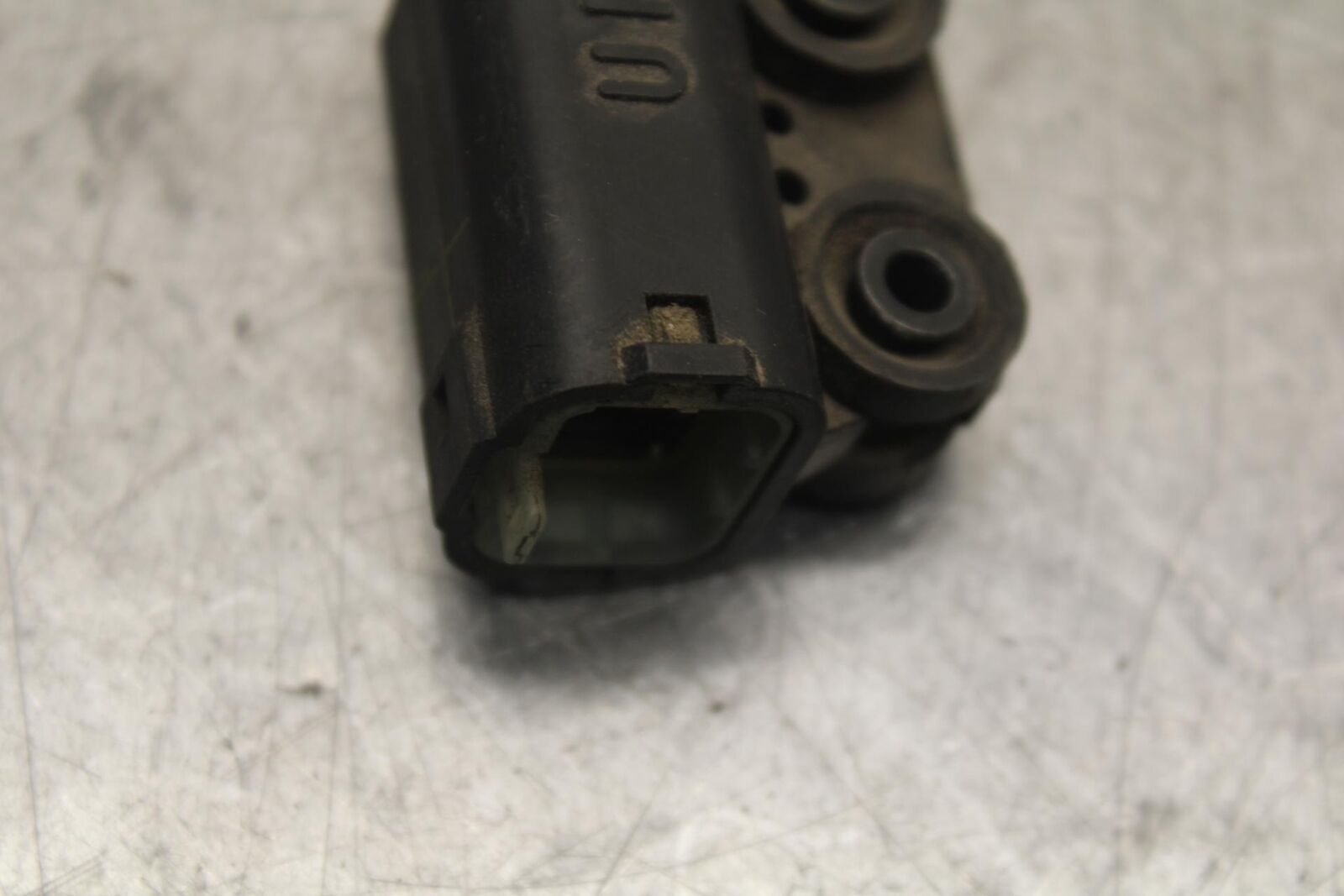 2007 Yamaha YZF R6 TIP OVER BANK ANGLE CRASH SENSOR 5PS-82576-01-00 BB80