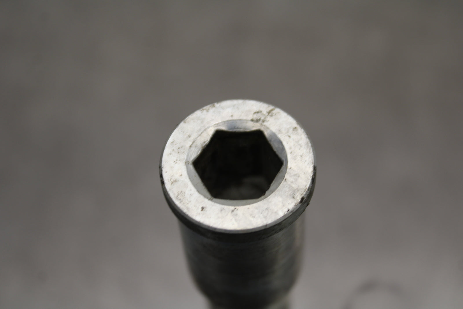 12-17 KAWASAKI NINJA 650 FRONT WHEEL RIM AXLE PIVOT BOLT BB129