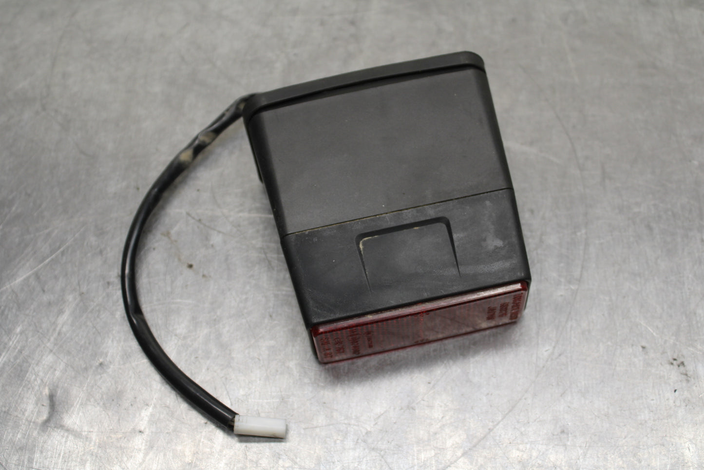 13-16 SUZUKI BANDIT 1250S ABS LICENSE PLATE LIGHT BB134
