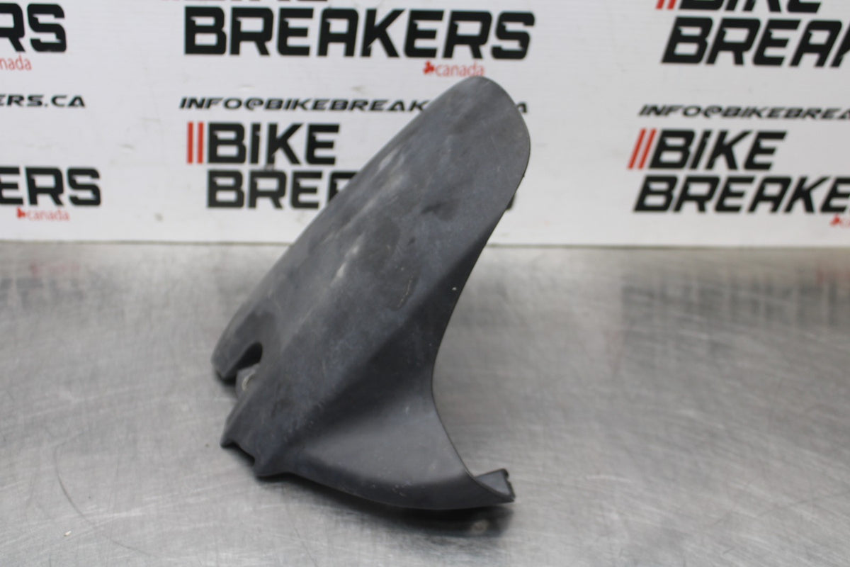 06-07 SUZUKI GSXR750 REAR BACK WHEEL TIRE HUGGER FENDER BB811