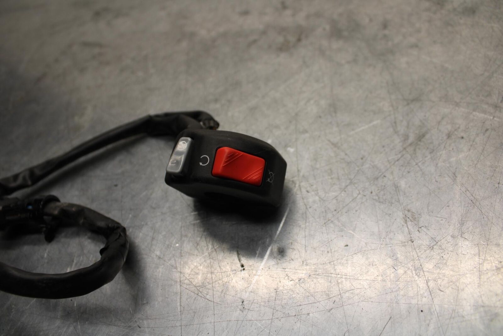 08-09 KAWASAKI NINJA ZX14R RIGHT  HANDLE KILL OFF START SWITCH SWITCHES BB73