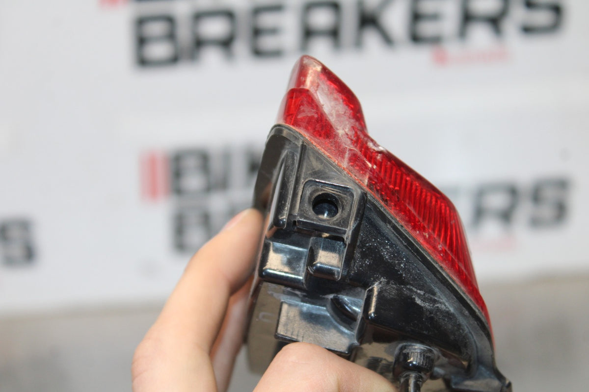 08-09 HONDA CBR1000RR REAR TAIL TAILLIGHT BACK BRAKE LIGHT BB579