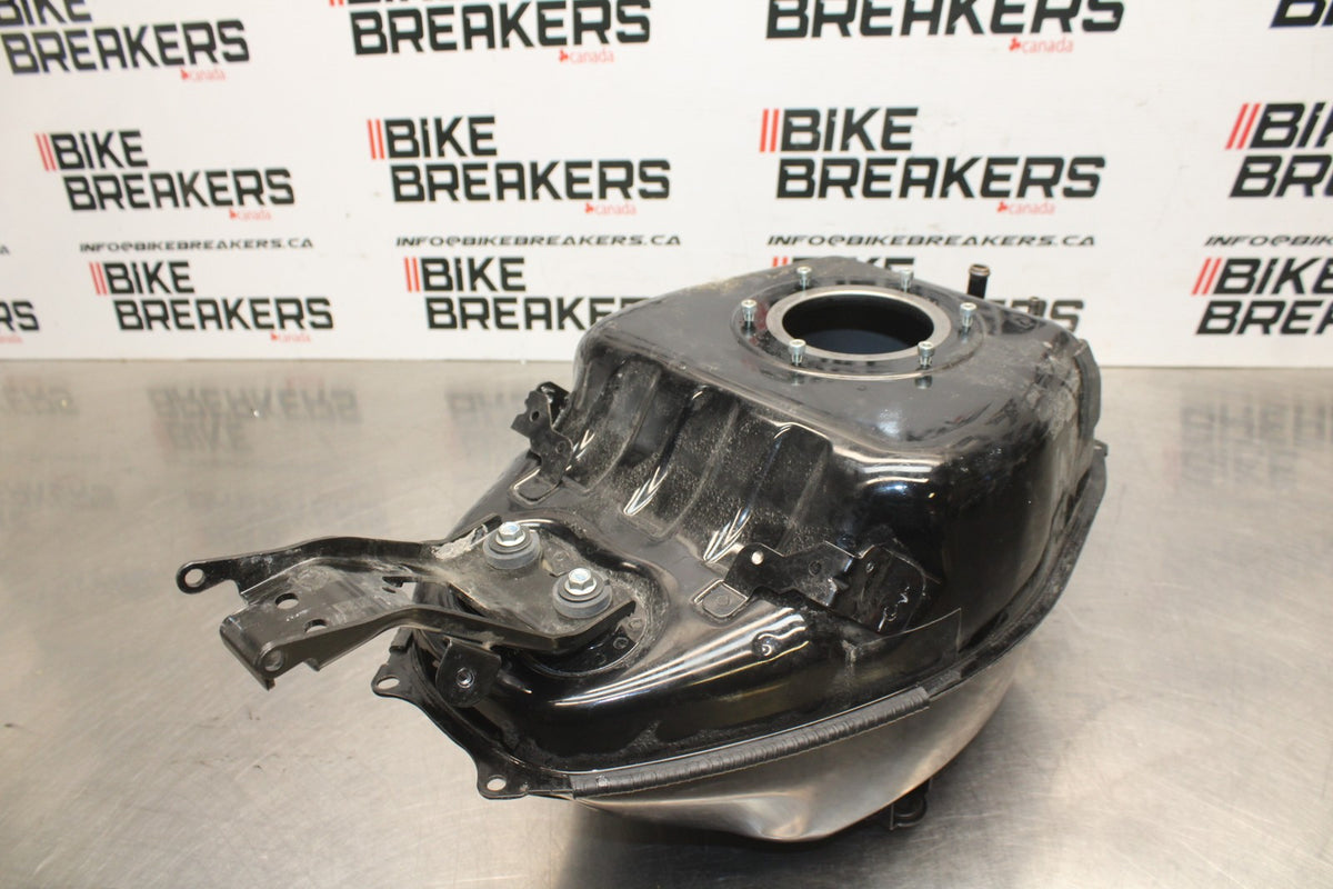 17-18 YAMAHA YZF R3 GAS TANK FUEL CELL PETROL RESERVOIR BB813