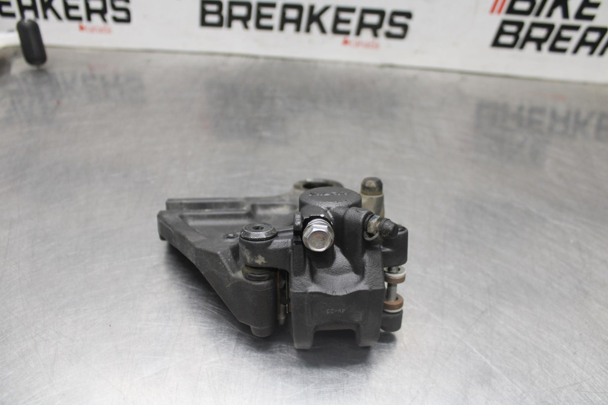 24-25 KAWASAKI NINJA ZX6R REAR BACK BRAKE CALIPER W MOUNT BRACKET BB939