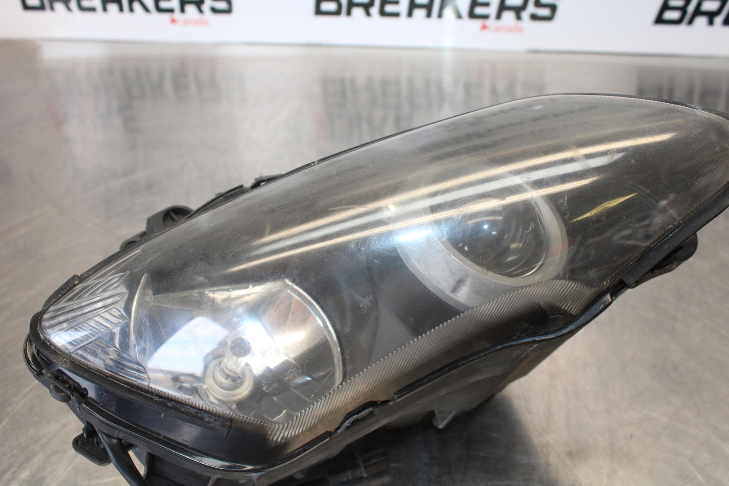 07-08 YAMAHA YZF R1 FRONT RIGHT HEADLIGHT HEAD LIGHT LAMP BB160