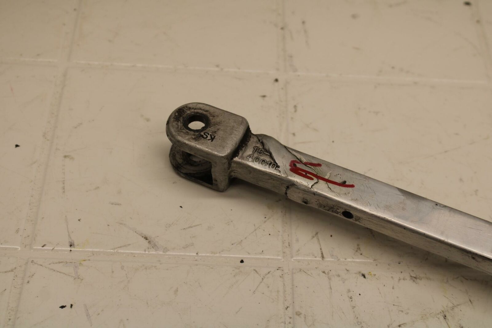 86 SUZUKI GSXR750 REAR BACK BRAKE TORQUE ROD SHAFT BAR BB10