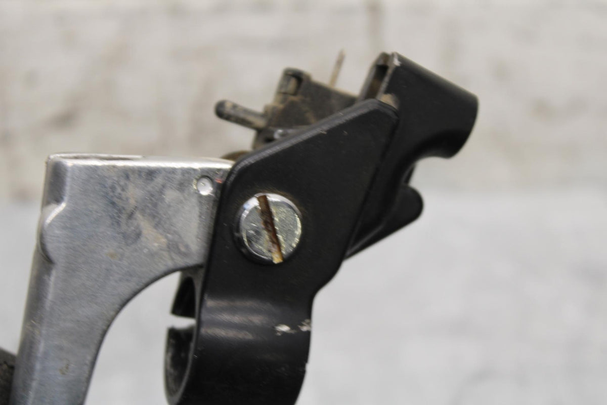 2005 Honda CBR600RR CLUTCH LEVER PERCH MOUNT BRACKET BB564