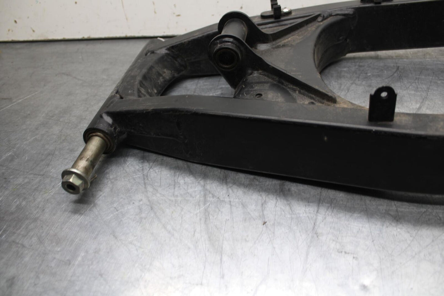 07-12 SUZUKI BANDIT GSF 650 F GSX650F SWINGARM BACK SUSPENSION SWING ARM BB90