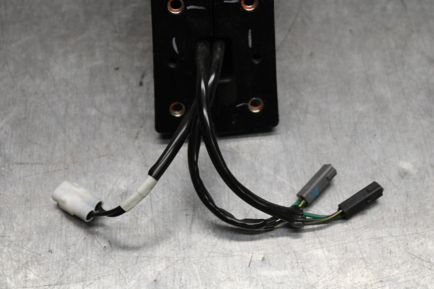 19-23 KAWASAKI NINJA ZX6R REAR BACK FENDER MUD GUARD BB749