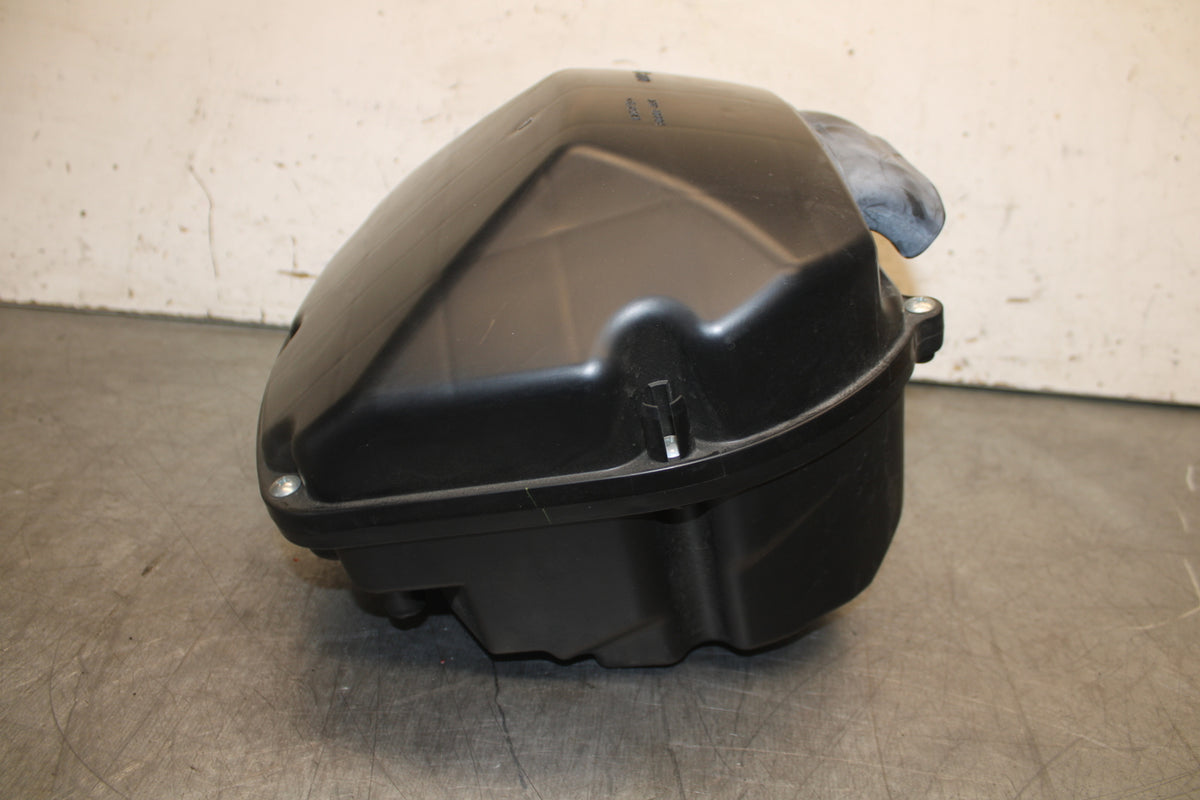 17-24 SUZUKI SV650 AIRBOX AIR INTAKE FILTER BOX BB706