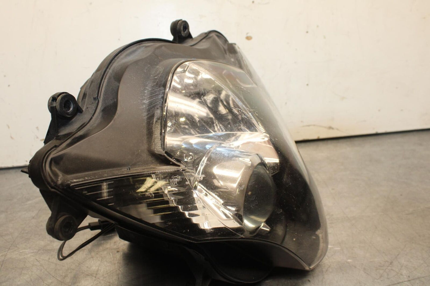 06-07 SUZUKI GSXR750 FRONT HEADLIGHT HEAD LIGHT LAMP 35100-01H01-999 BB613