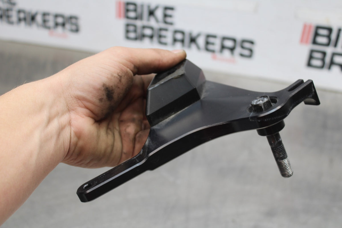 17 YAMAHA YZF R6 GRAVES FRAME SLIDERS SET BB922