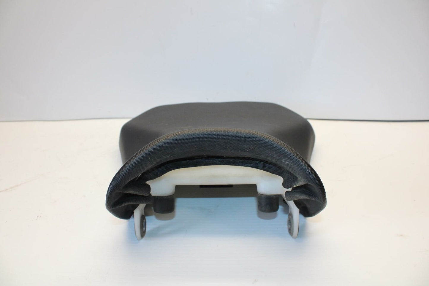 11-21 SUZUKI GSXR600 FRONT DRIVERS SEAT PAD SADDLE PILLION BB252