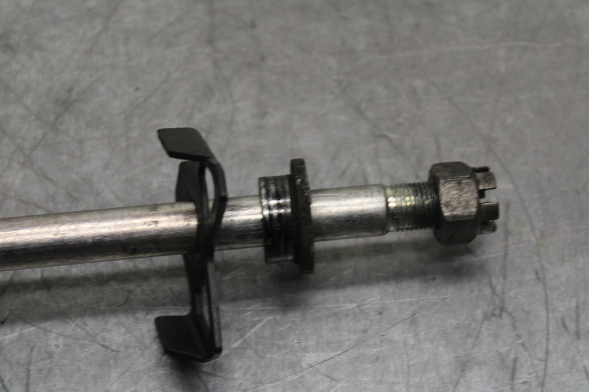 19-22 KAWASAKI Z400 REAR AXLE BACK WHEEL RIM PIVOT BOLT AXEL BB738