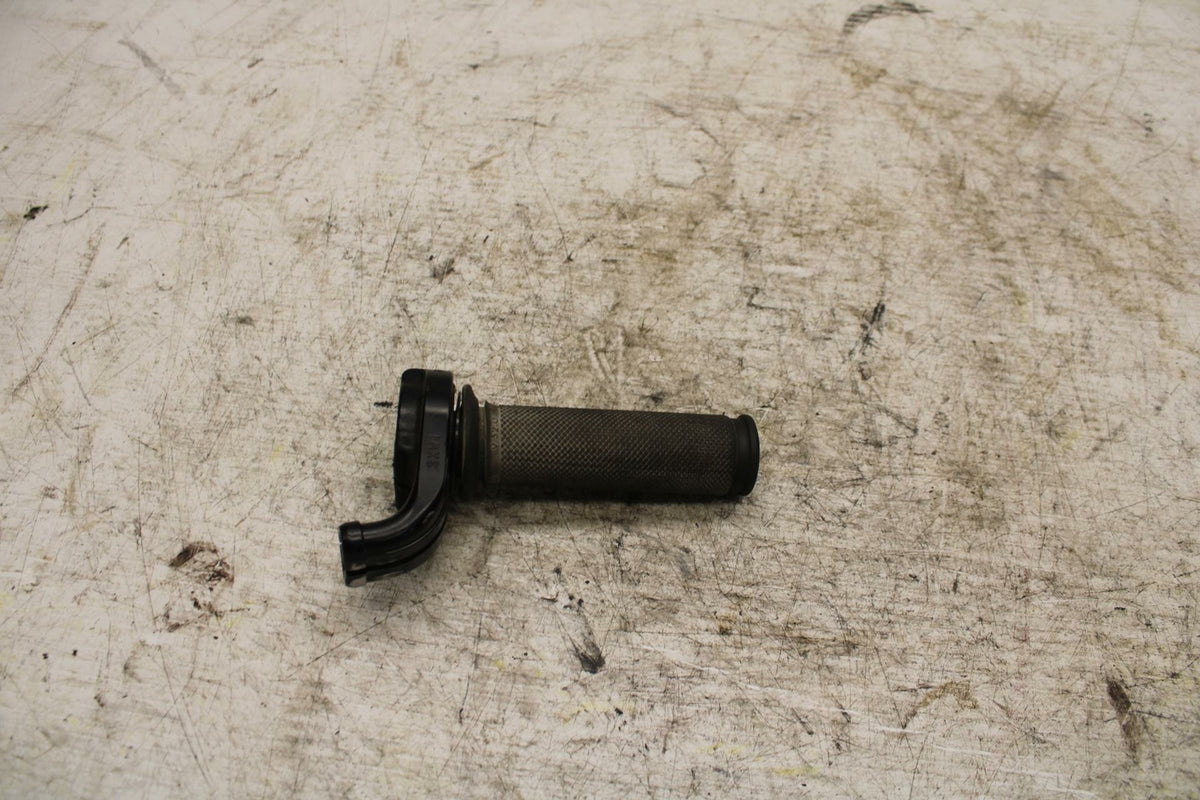 16-21 YAMAHA XSR900 THROTTLE CABLE LINE HOUSING GUIDE BB370