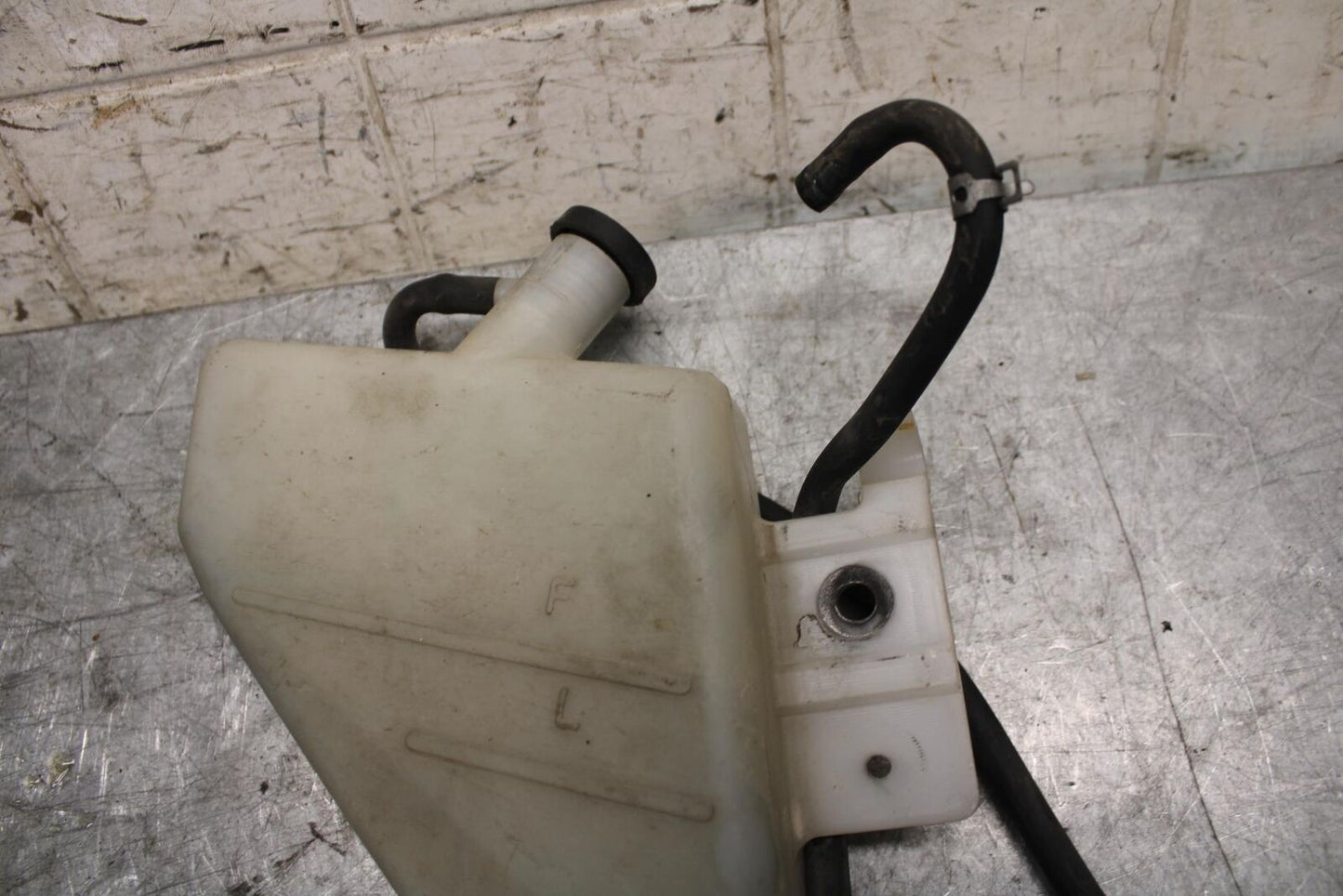 2007 Suzuki GSXR600 COOLANT WATER TANK RESERVOIR BOTTLE 17910-01H00 BB540