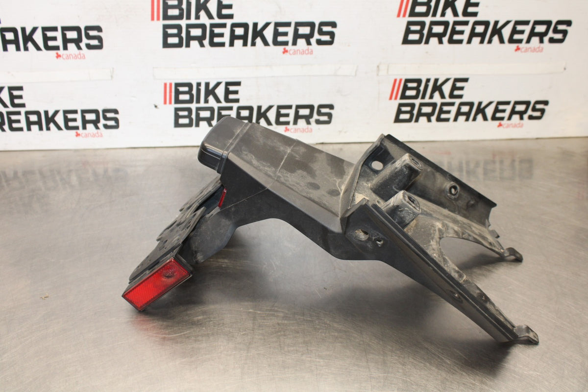 19 BMW F750GS REAR BACK FENDER MUD GUARD BB938