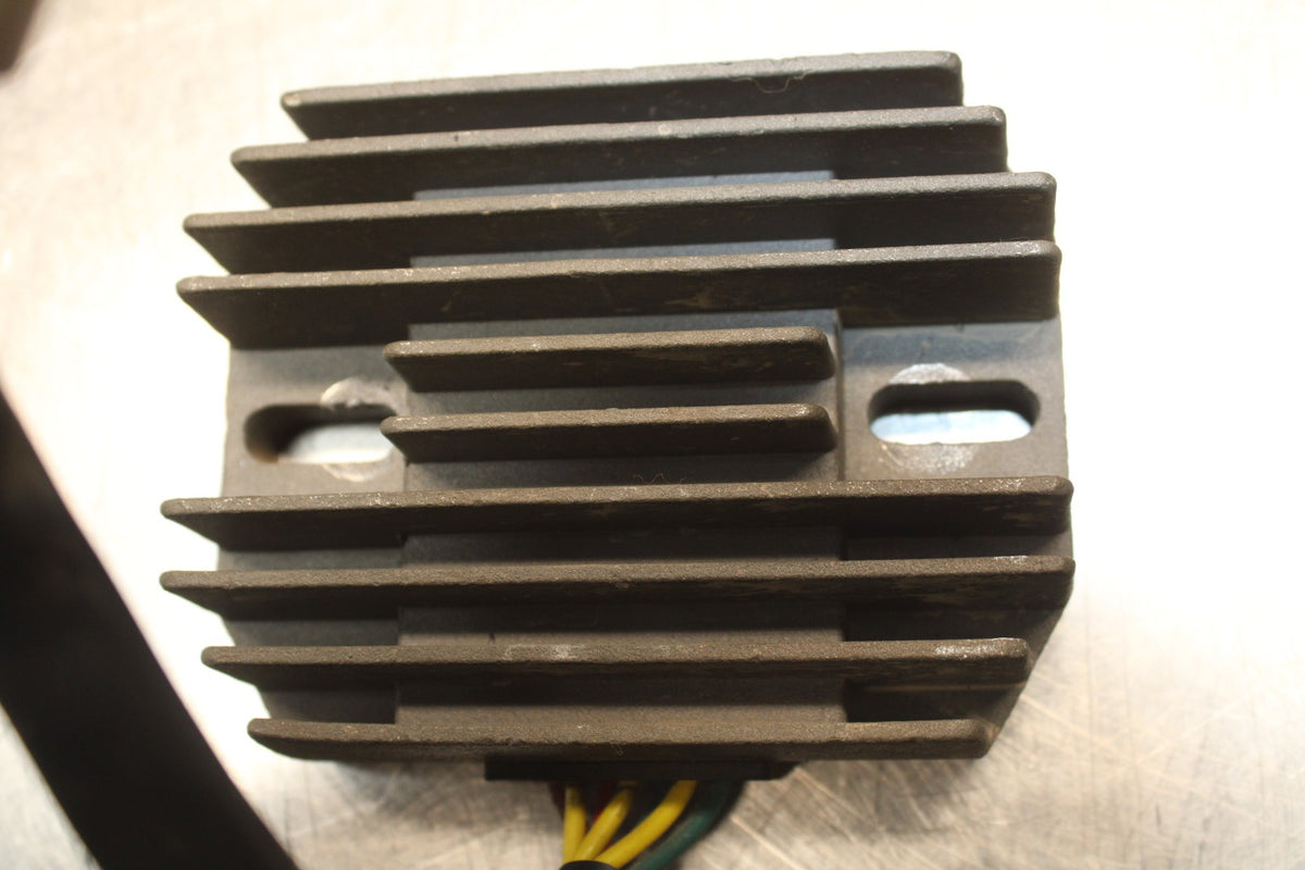 2006 Suzuki Boulevard C90 RECTIFIER VOLTAGE REGULATOR BB849