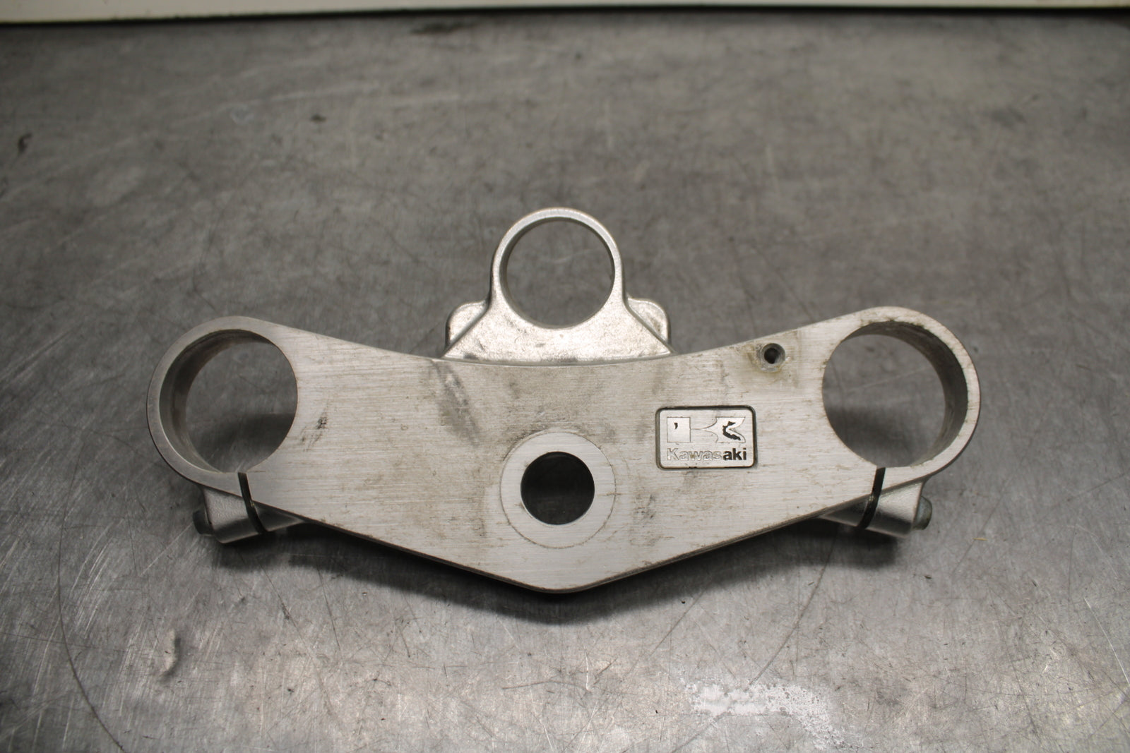 00-02 KAWASAKI NINJA ZX6R FORKS UPPER TRIPLE TREE CLAMP BB750